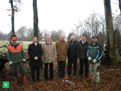 Die Projektinitiatoren Michael Hermanns (Generali Deutschland), Ulrich Köster (VDN), Günter Schumacher (Naturpark Nordeifel), Peter Theißen (Stadt Monschau) und Jan Lembach (Naturpark Nordeifel) <span class="copy">&copy; Naturpark Nordeifel</span>