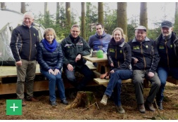 Gruppenfoto zum Pressetermin: Aloysius Söhngen, Mathilde Weinandy, Peter Wind, Patrick Schmidder, Anne Derks, Uli Klinkhammer, Ludwig Palzer (v.l.) <span class="copy">&copy; Naturpark Nordeifel e.V.</span>