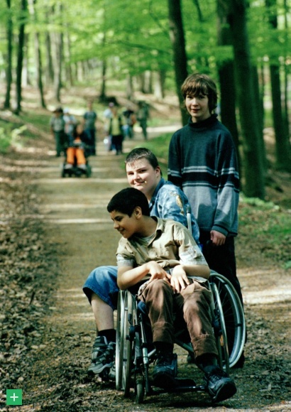 Naturerlebnis für jung und älter fördert der Naturpark Nordeifel gemeinsam mit dem Nationalpark Eifel mit seiner Initiative &quot;Eifel barrierefrei - Natur für alle&quot; <span class="copy">&copy; Corinna Heer</span>